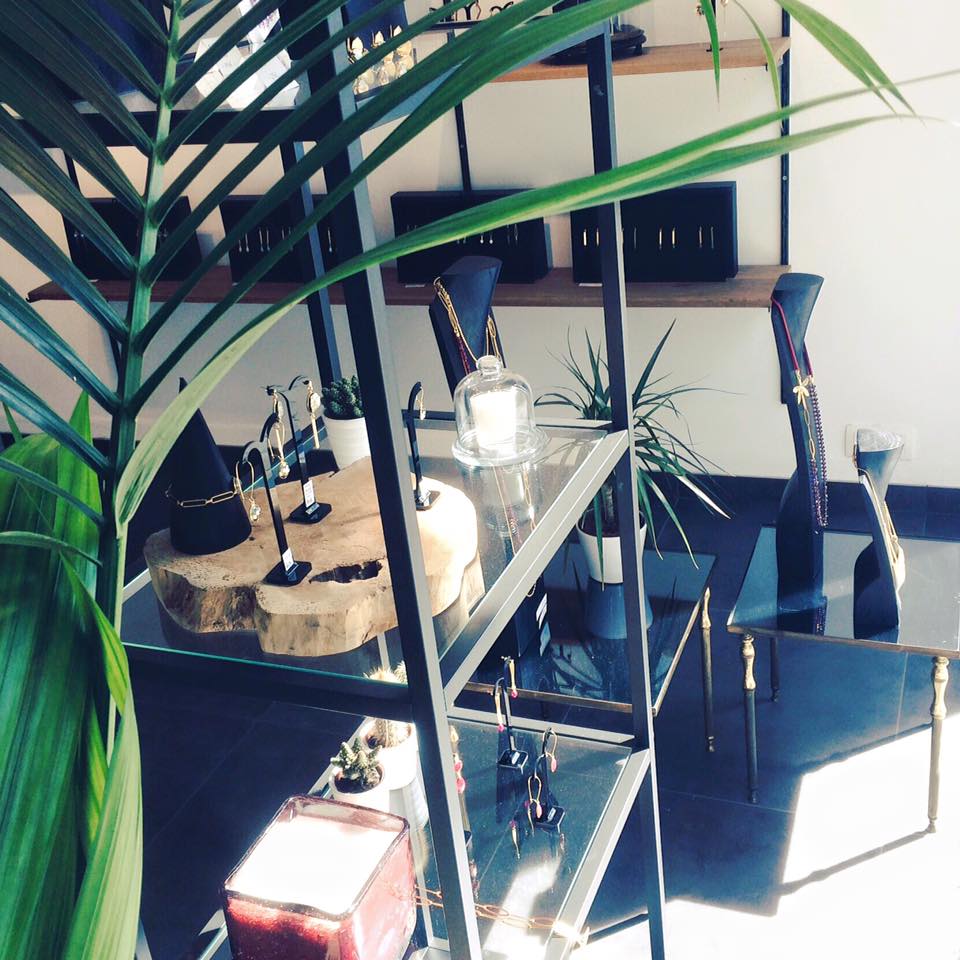 Magasin-dansaert-atelier-bijoux-de-fantaisie-camille