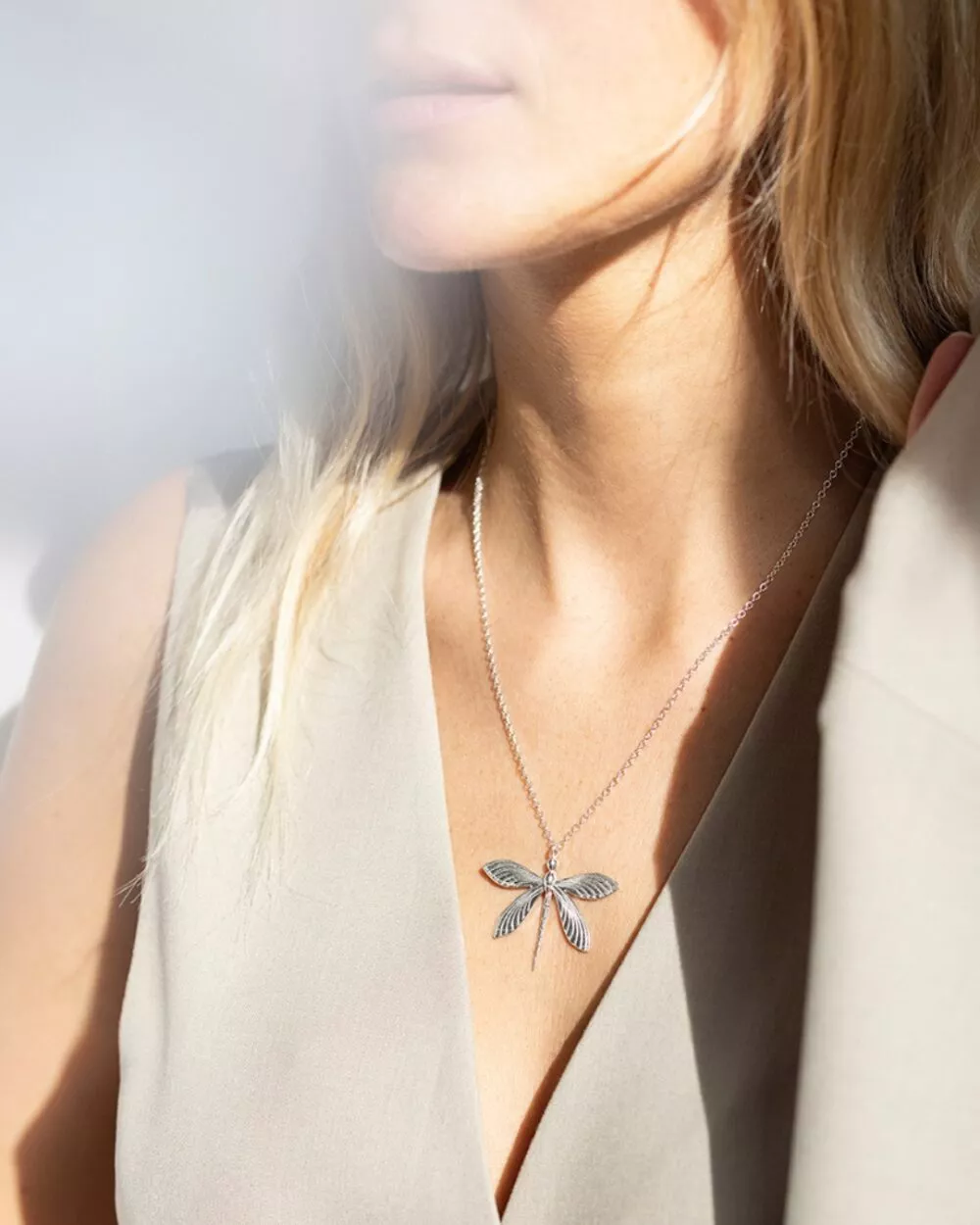 Collier * Libellule Mid | Argent - Un anneau - Image 3
